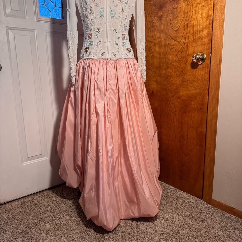 Victoria Royal Ltd Pink and White Prom Dress - Picture 6 of 13